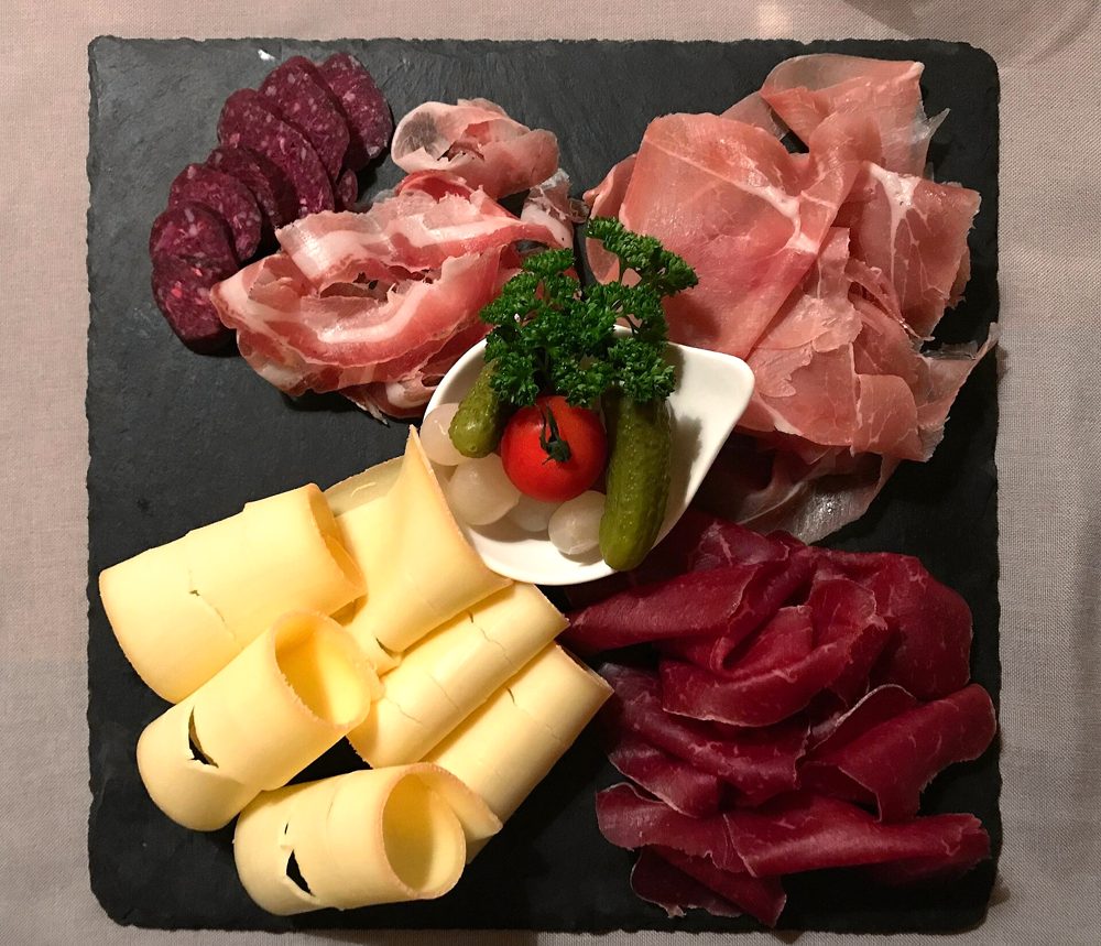 Local Sausage / Dried Meat Platter